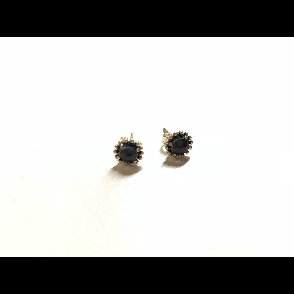 NEW Pandora midnight star blue stud earrings